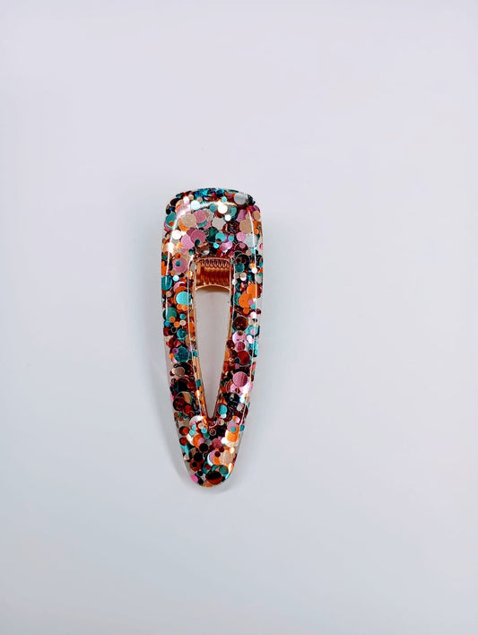 Barrette en résine multicolore